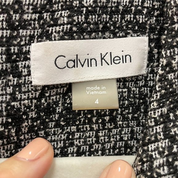 Women’s Calvin Klein Size 4 Three-Quarter Sleeve Black And White Dress - Picture 3 of 5
